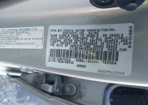 2002 Toyota Camry Xle z USA, uszkodzony, nr VIN 4T1BE30K82U042419